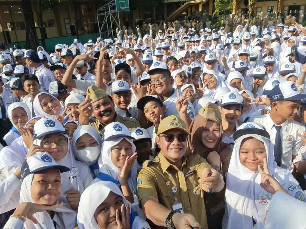 Bupati Goes to School di SMPN 01 JatiPj Bupati: Pendidikan Berkualitas Syarat Kudus Naik&nbsp;Kelas