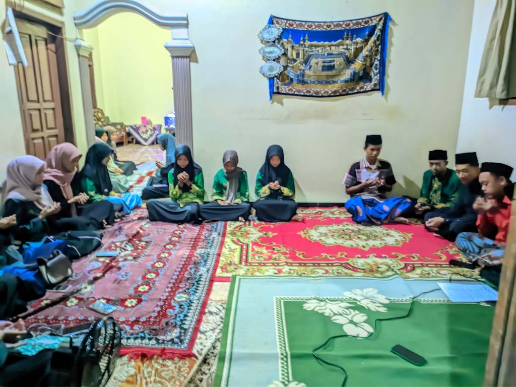 Hingga 8 Tahun, Rutinan “NGOPI” IPNU-IPPNU Sidorejo Batang Masih&nbsp;Berjalan