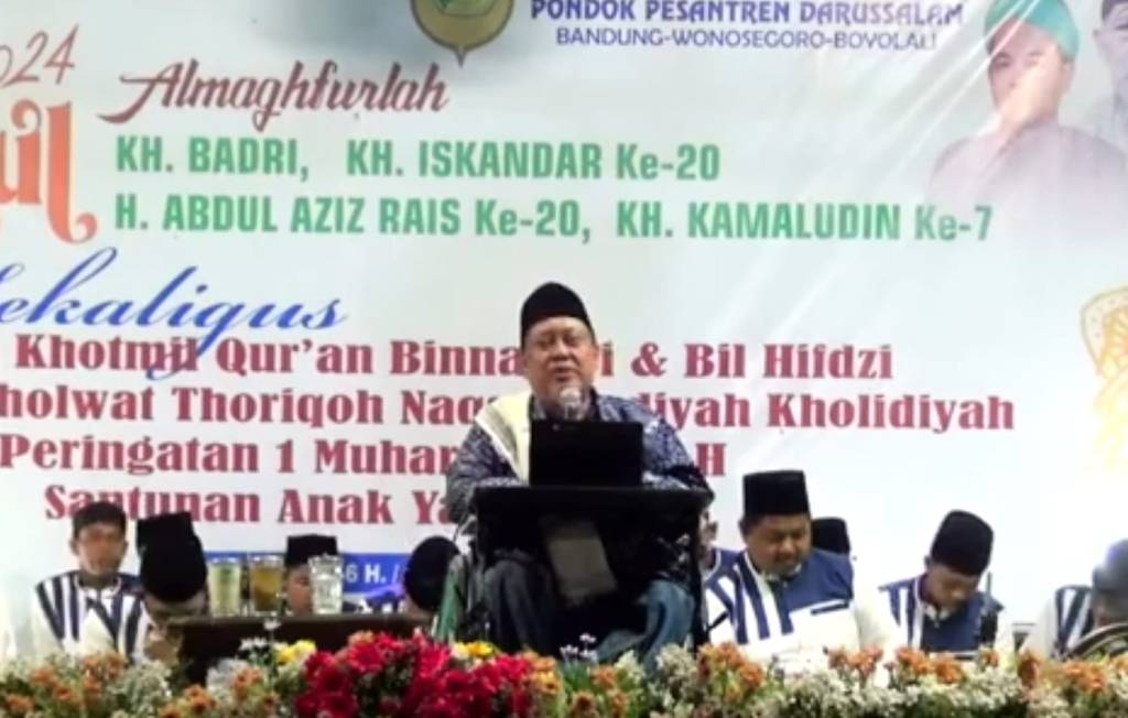 KH Imron Jamil: Haul Sejatinya Merangkum Sunah Rasul yang Dilakukan&nbsp;Bersamaan