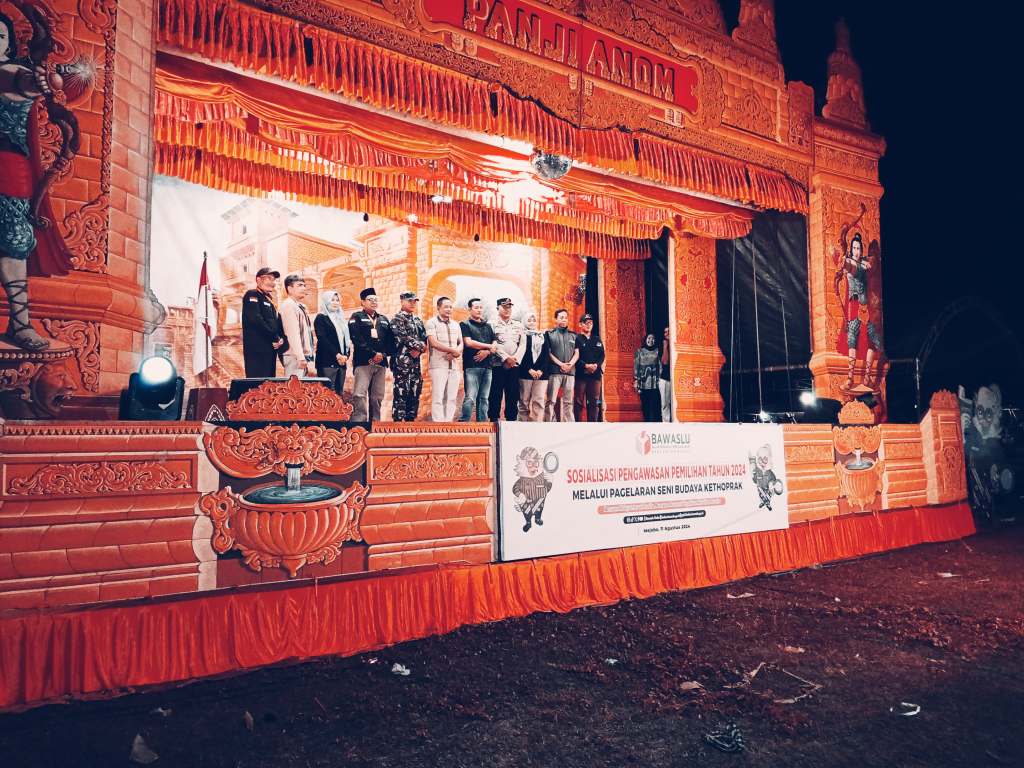 Bawaslu Kabupaten Kudus Sosialisasikan Pengawasan Pemilu melalui Pagelaran&nbsp;Kethoprak