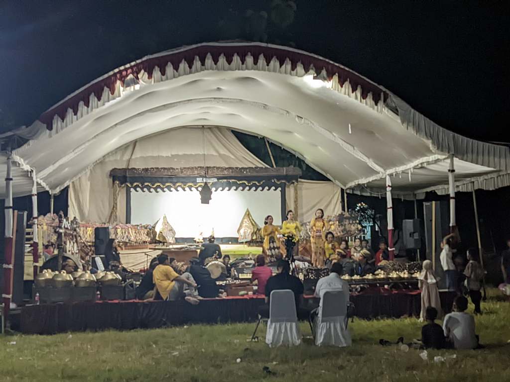 Mantap! Diskominfo Turba melalui Pagelaran Wayang&nbsp;Kulit